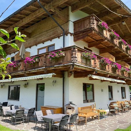 Hotel Acherl 아첸키르흐 외부 사진