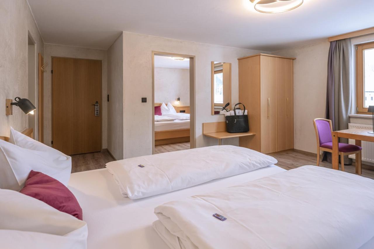 Hotel Acherl 아첸키르흐 외부 사진