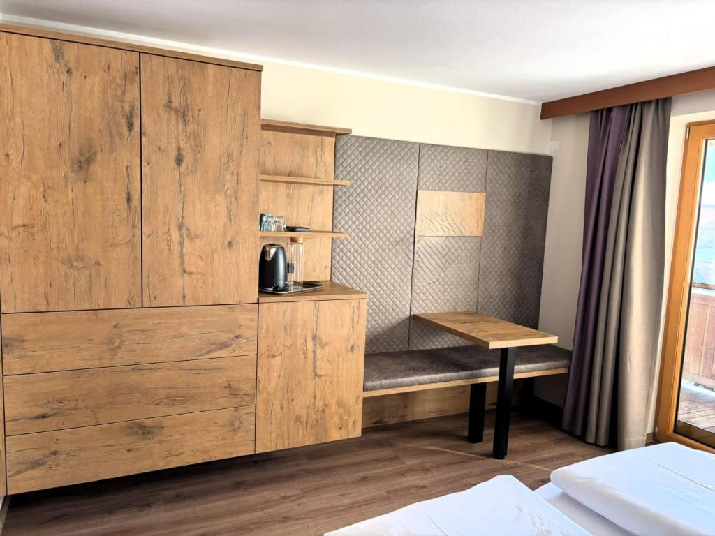 Hotel Acherl 아첸키르흐 외부 사진